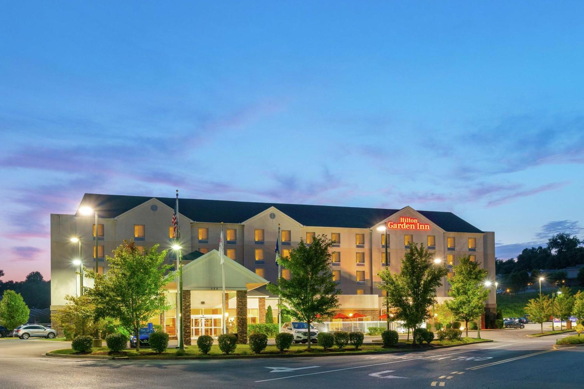 Hilton Garden Inn Morgantown Ngoại thất bức ảnh