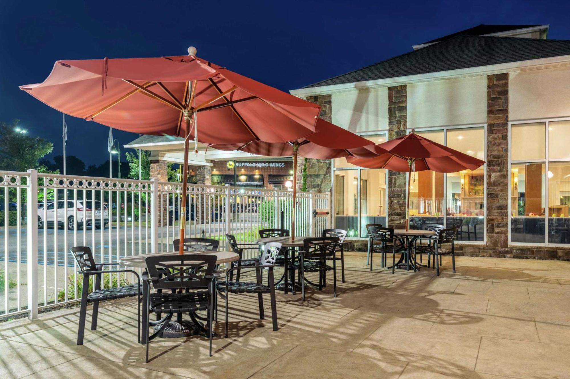 Hilton Garden Inn Morgantown Ngoại thất bức ảnh
